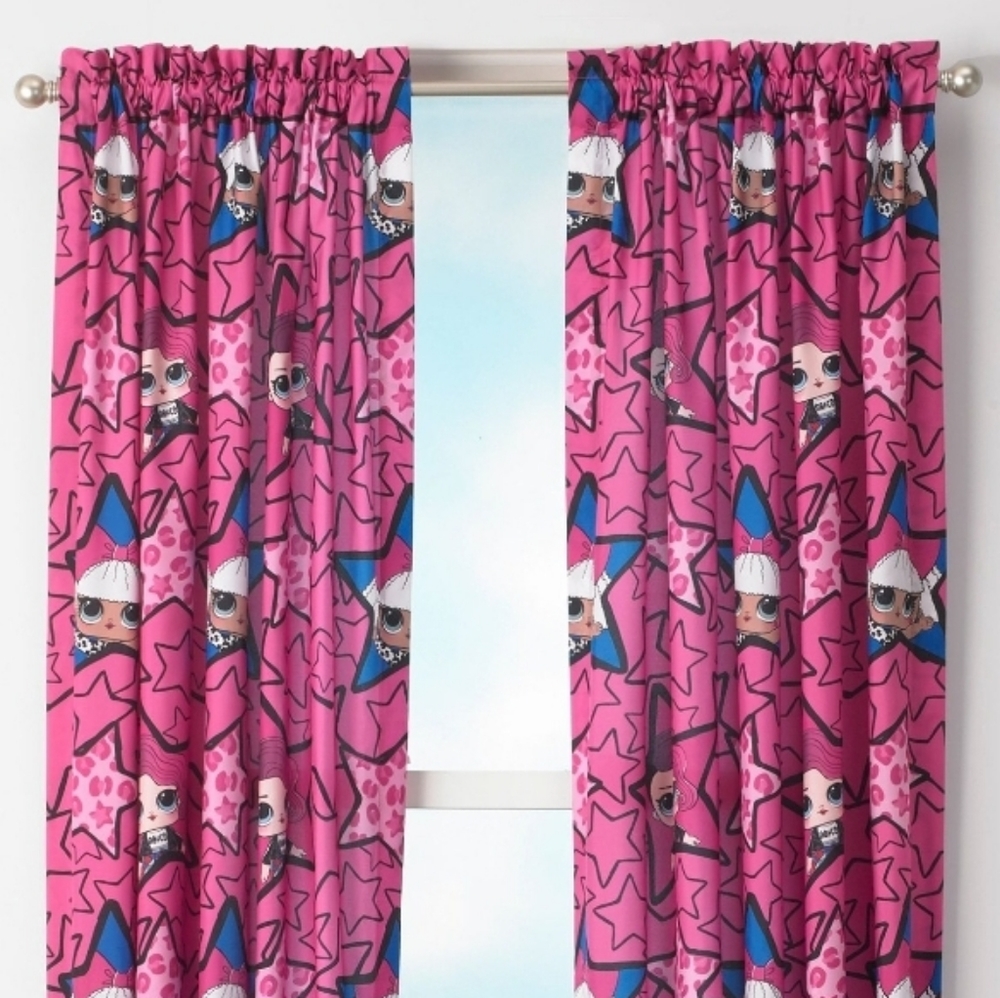 LOL curtains